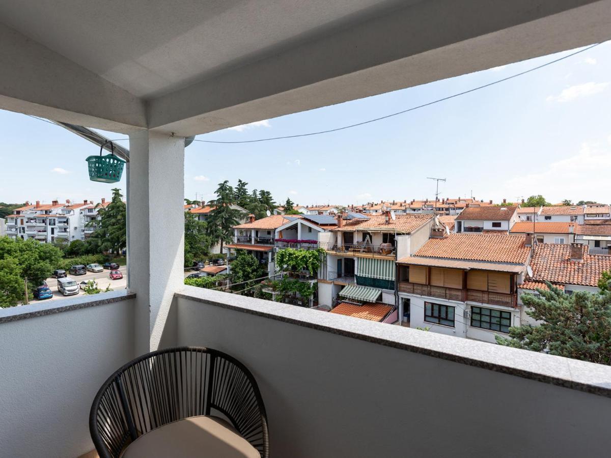 Amoroso Apartment 200M From Sea Porec Exterior photo